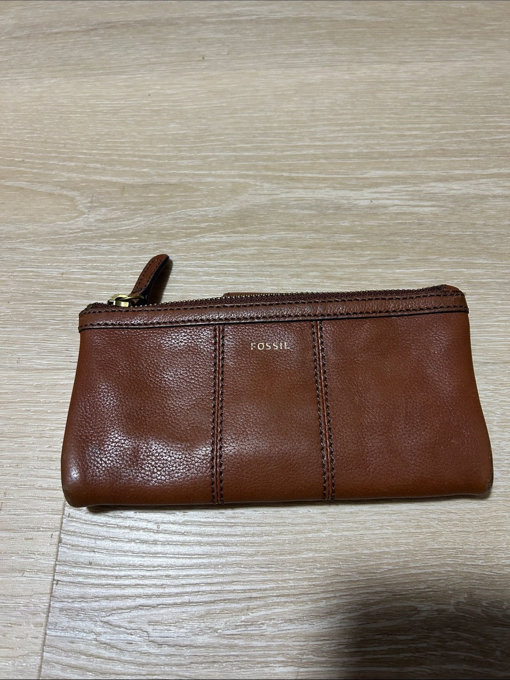 Fossil Chestnut Brown Leather Zip Card Pouch